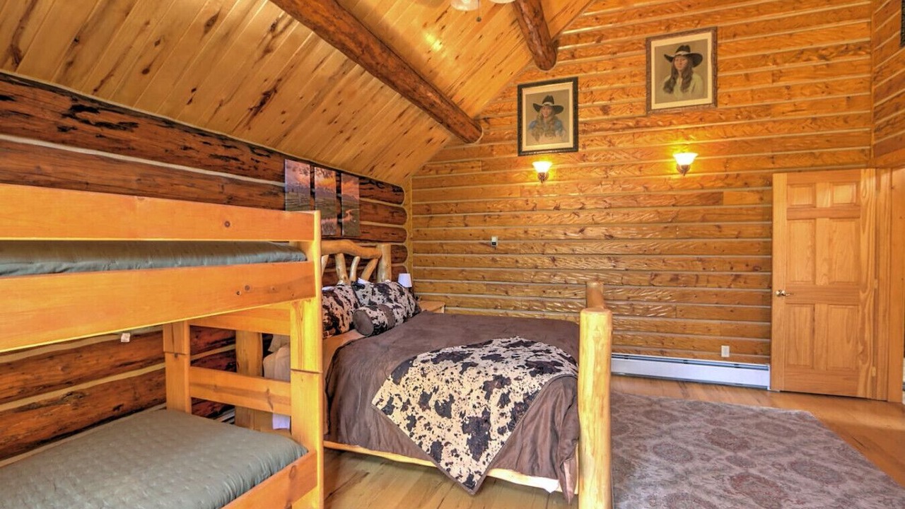 Photo of Bedroom in Glenwood Springs
