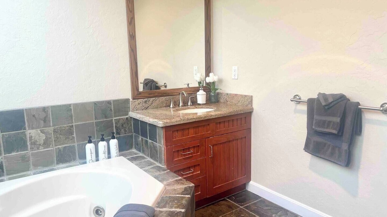 Photo of Bathroom in Sicamous