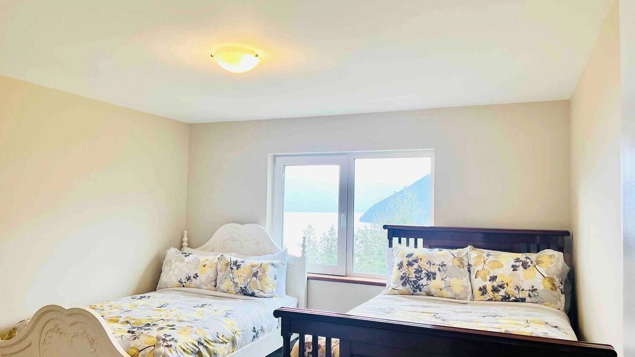 Photo of Bedroom in Sicamous