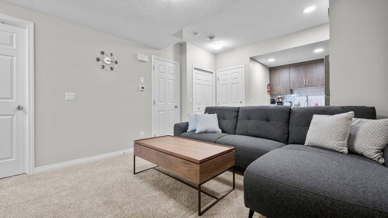 Photo of Livingroom in Calgary