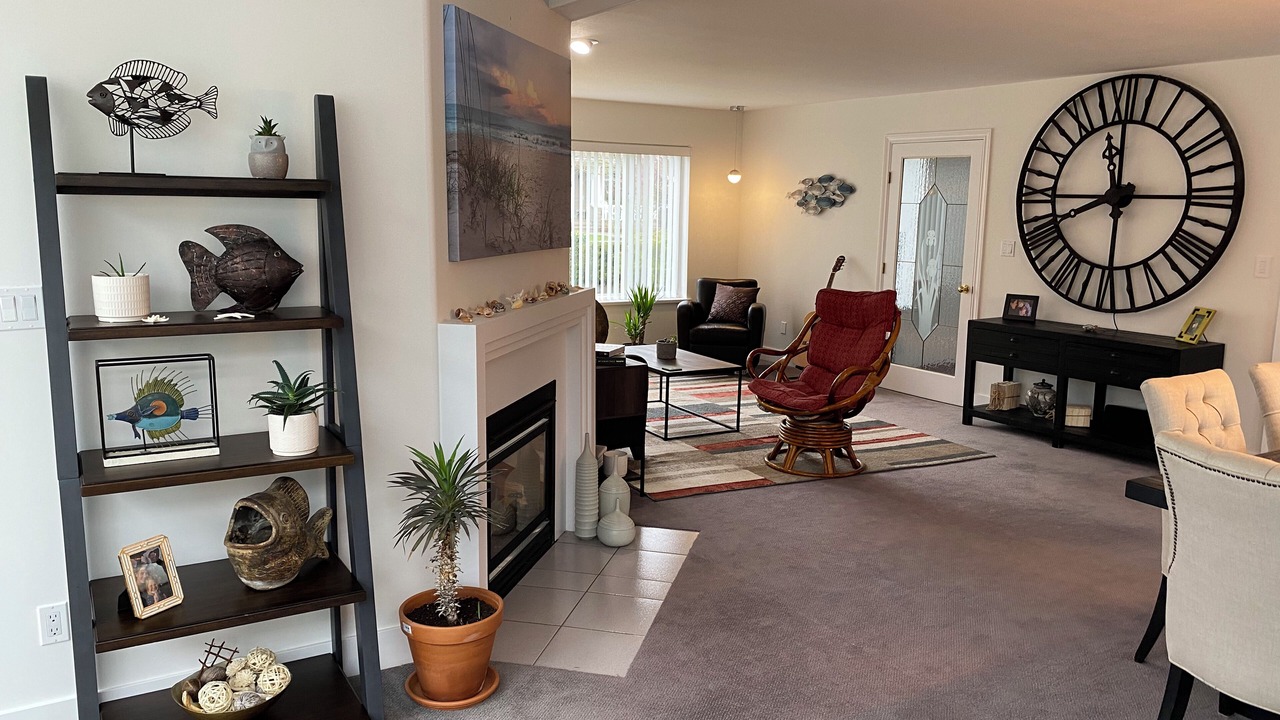 Photo of Livingroom in Surrey