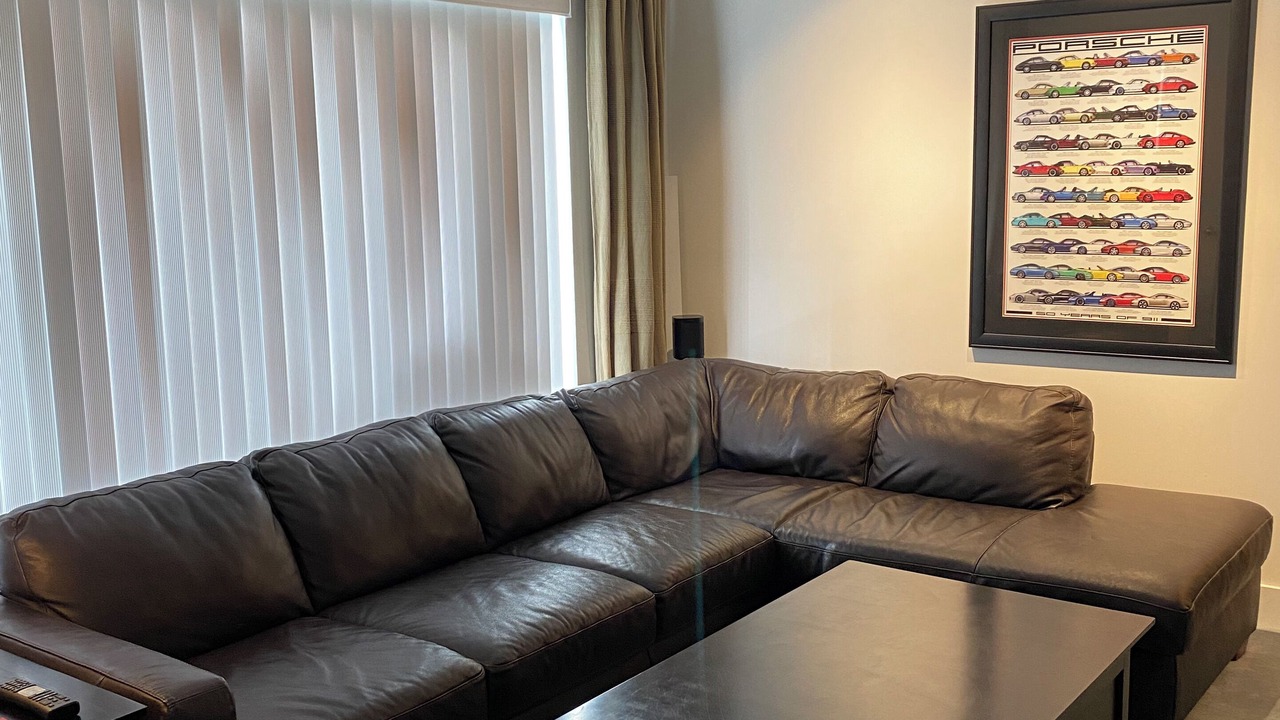Photo of Livingroom in Surrey