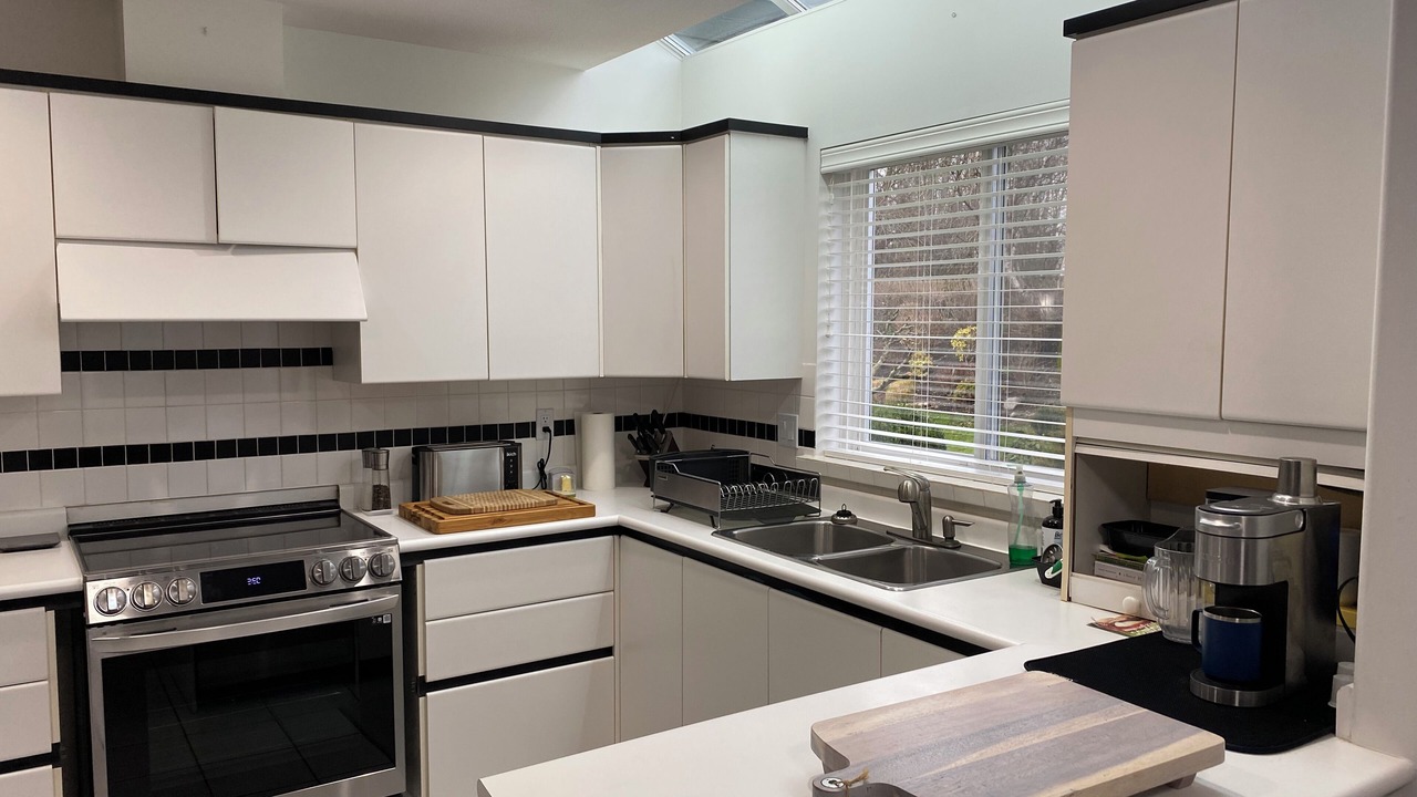 Photo of Kitchen in Surrey