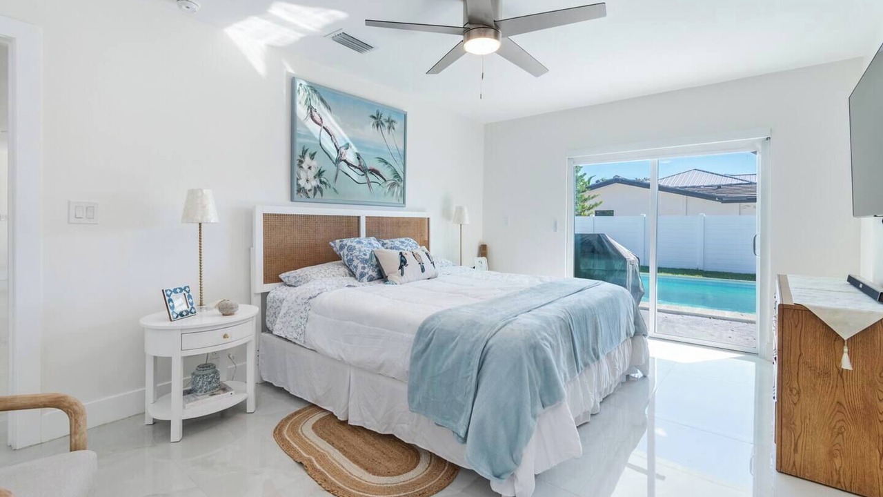 Photo of Bedroom in Garden Isles