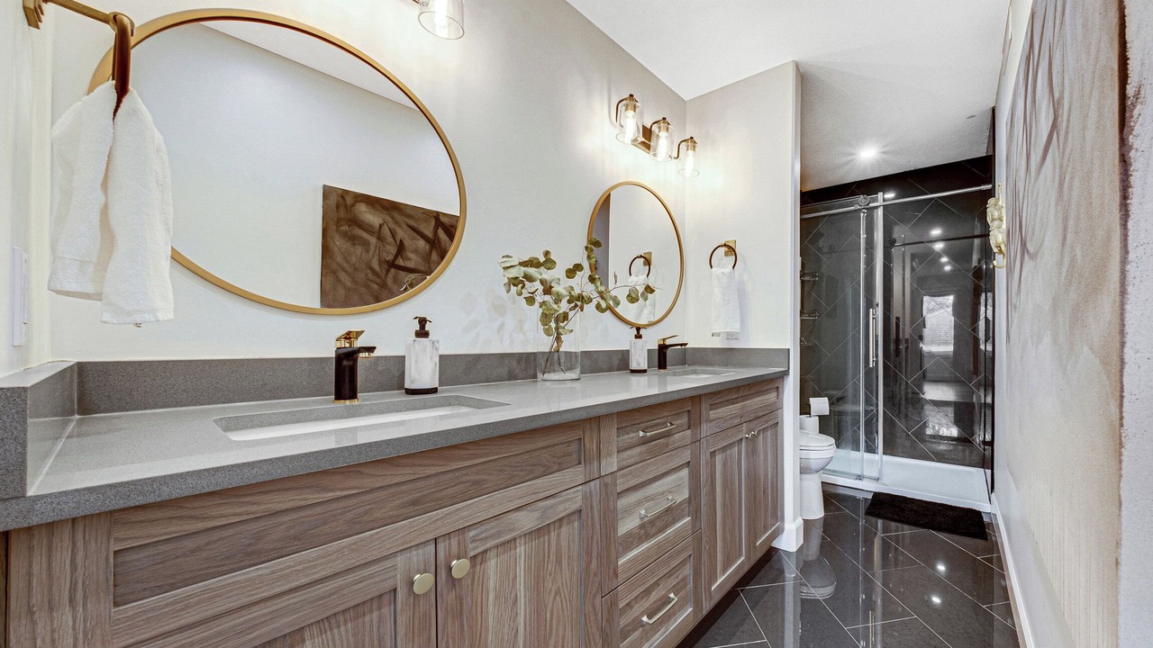 Photo of Bathroom in Saskatoon Downtown