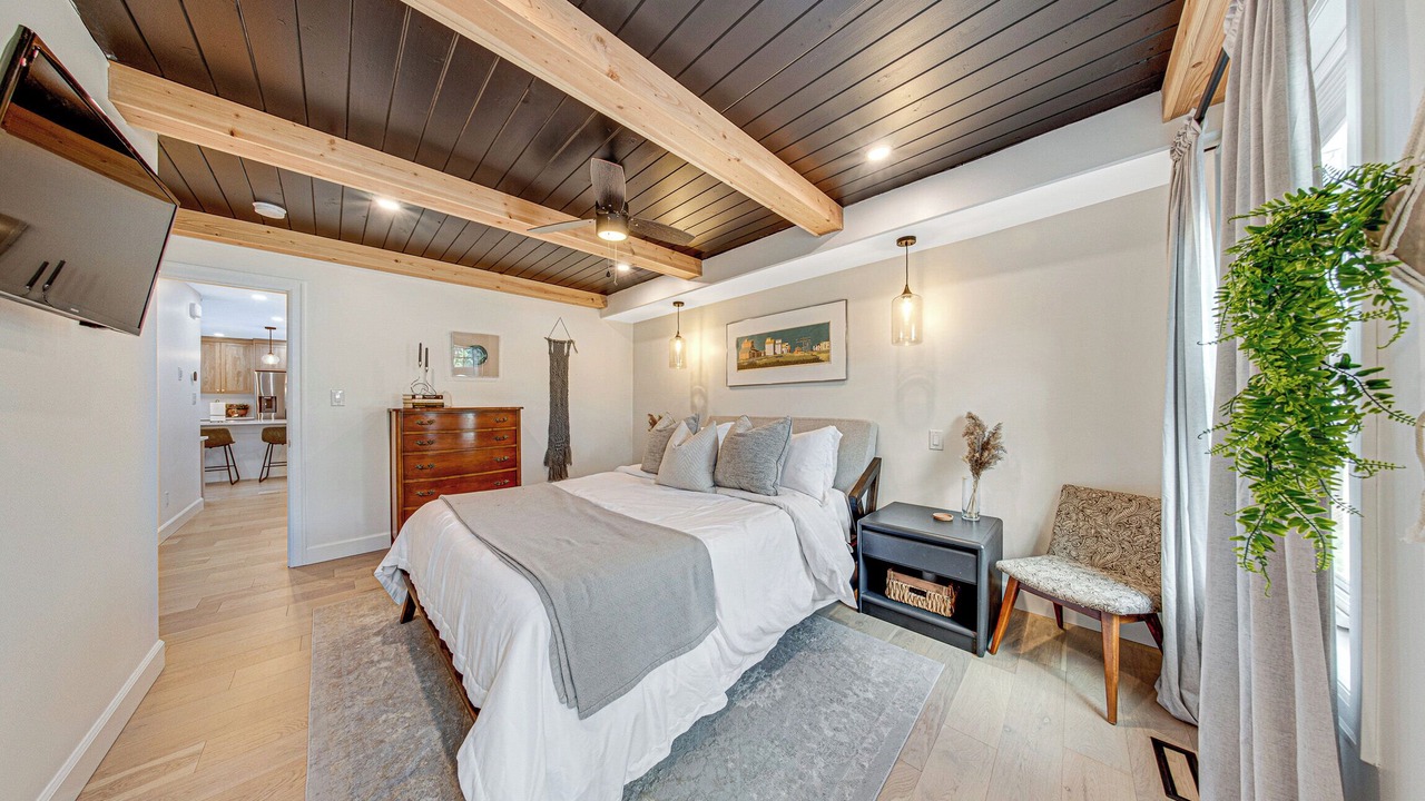 Photo of Bedroom in Saskatoon Downtown