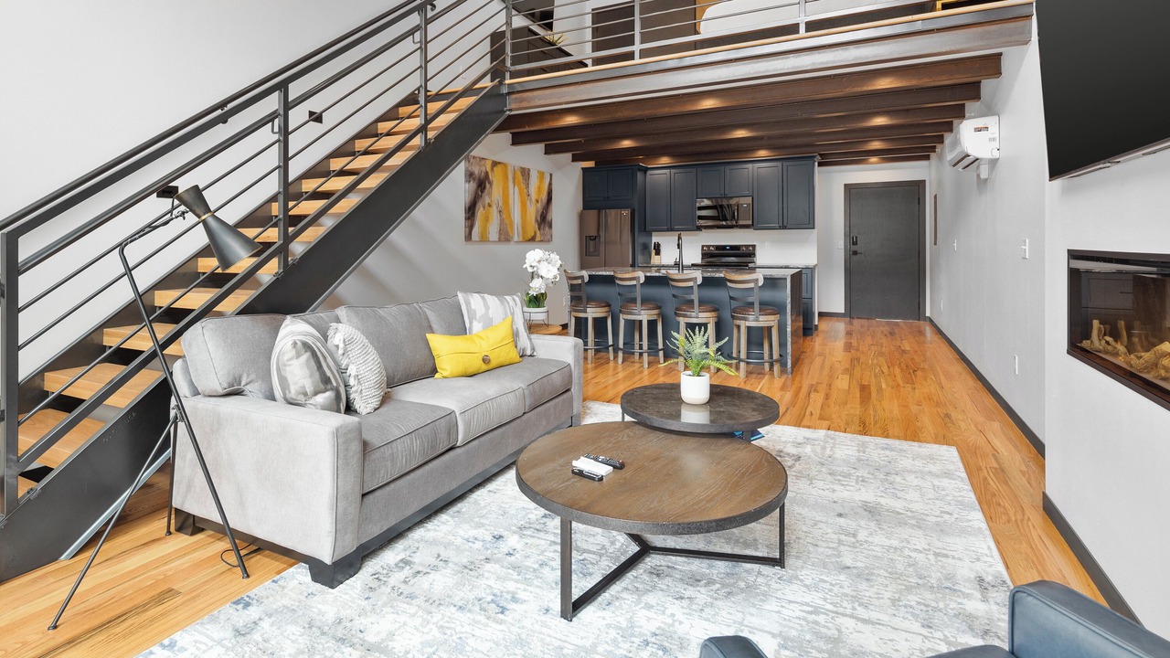 Photo of Livingroom in Hill City