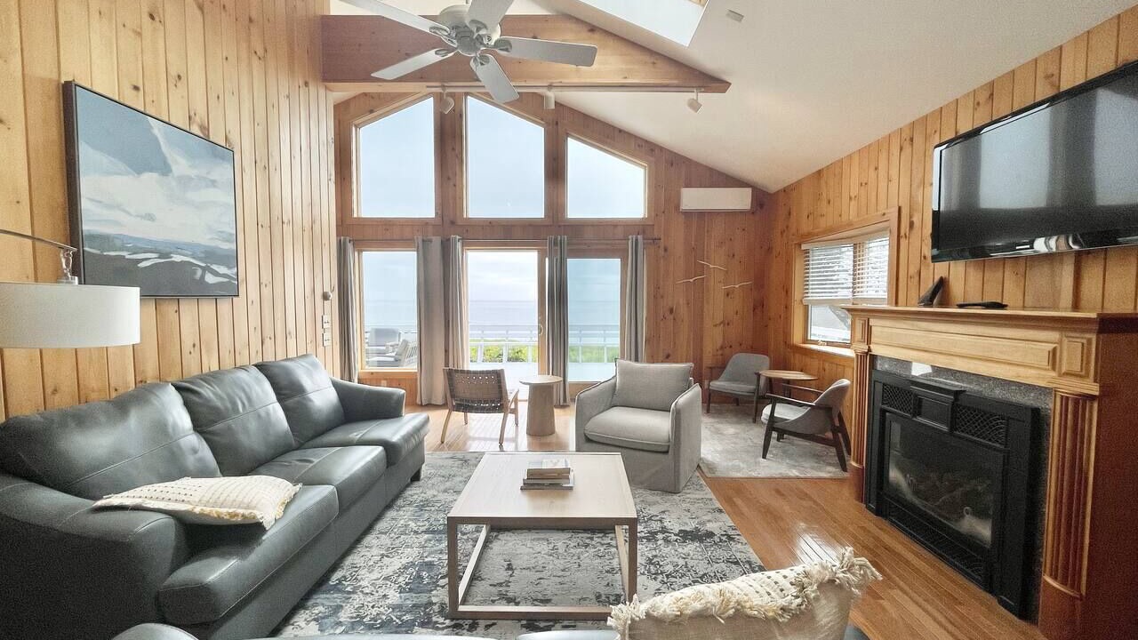 Photo of Livingroom in Bernard