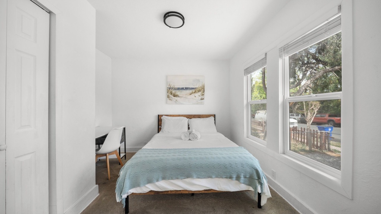 Photo of Bedroom in North Aurora
