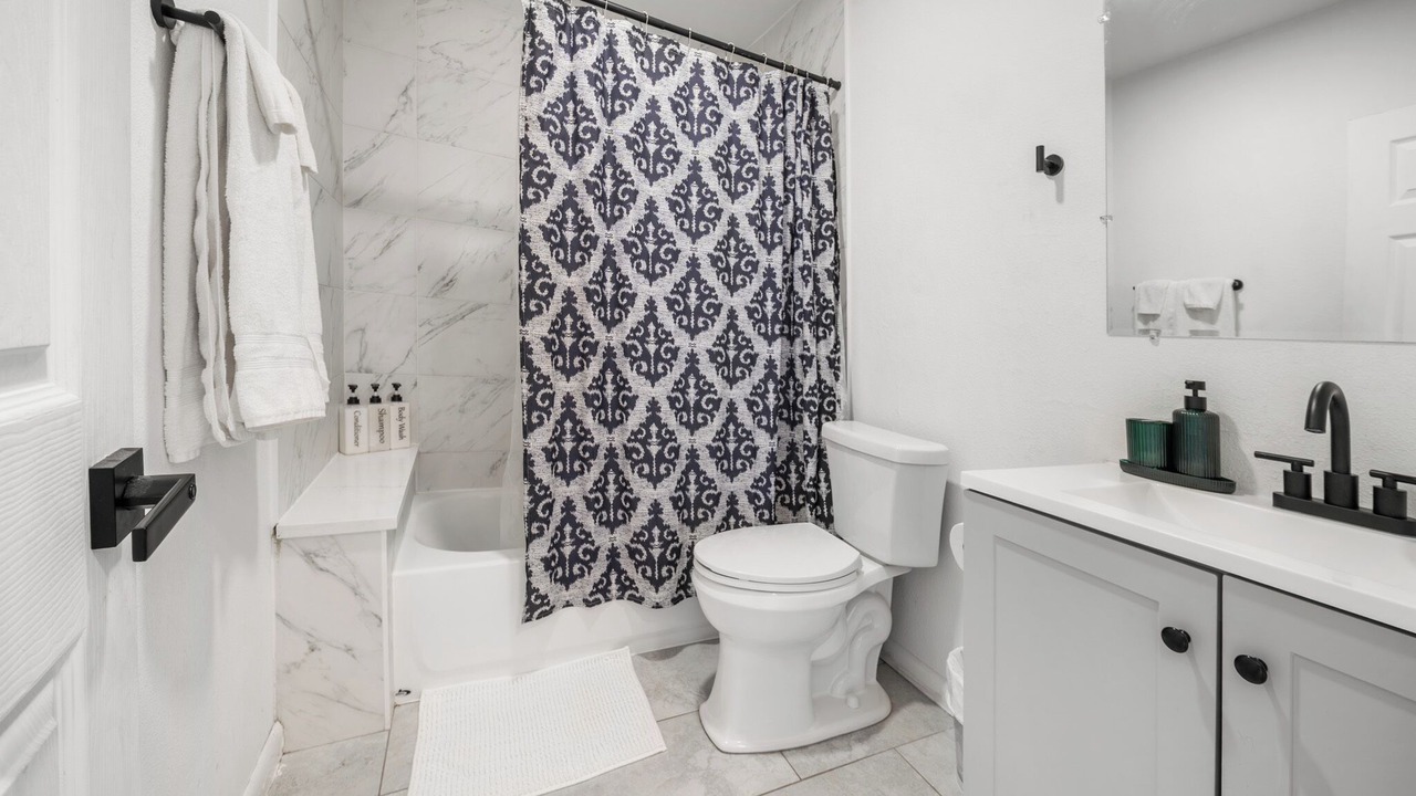 Photo of Bathroom in North Aurora