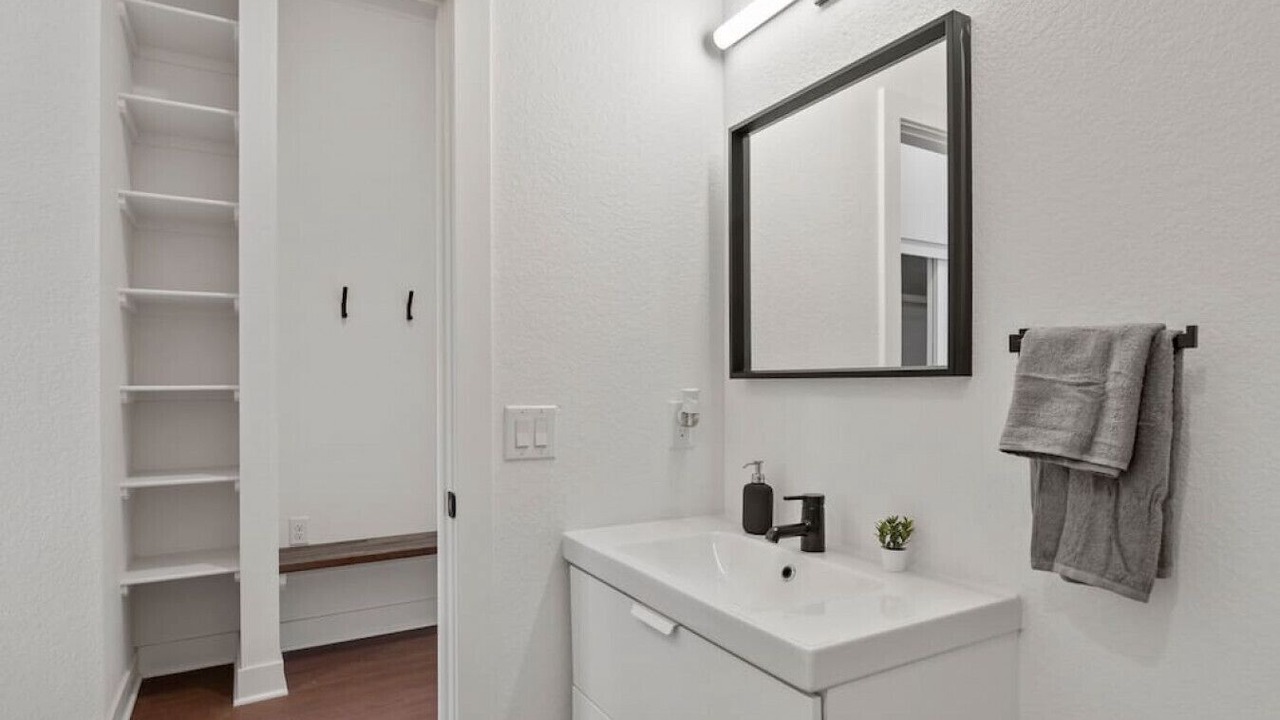 Photo of Bathroom in West Colfax