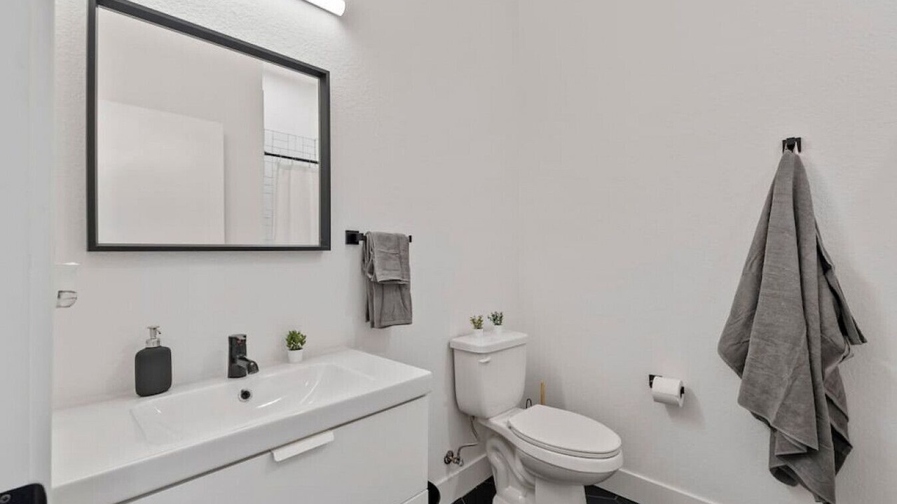 Photo of Bathroom in West Colfax
