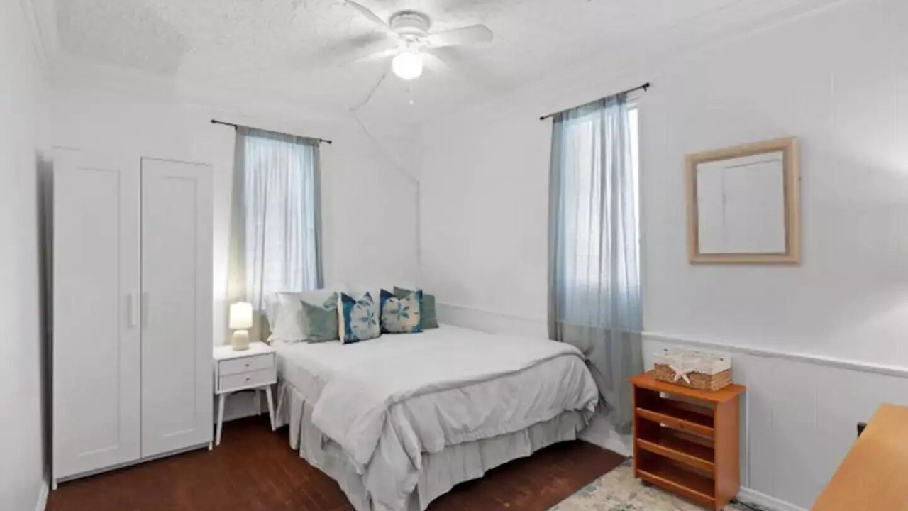 Photo of Bedroom in Parrot Cove