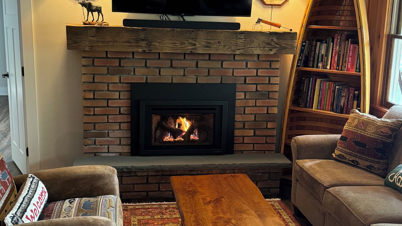 Photo of Livingroom in Lake Luzerne-Hadley