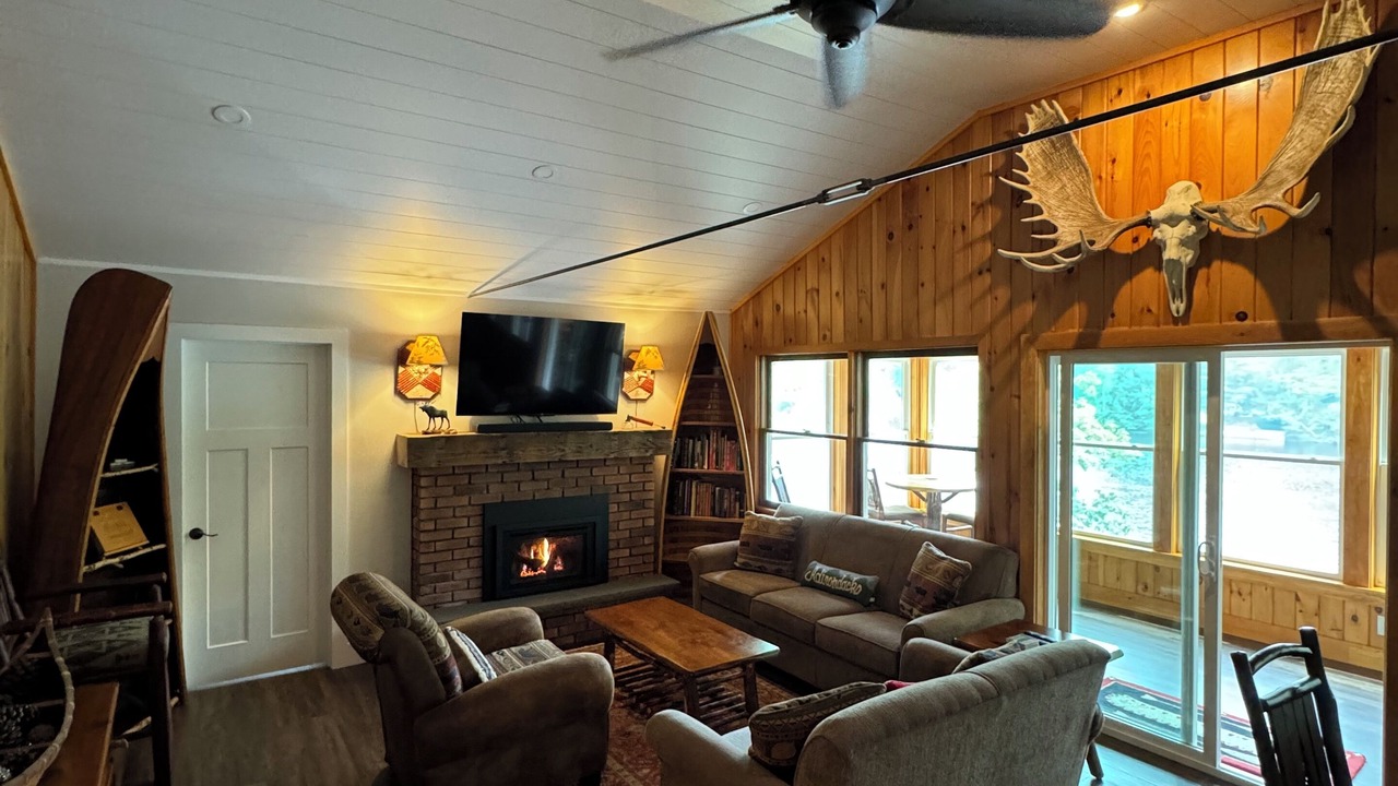 Photo of Livingroom in Lake Luzerne-Hadley