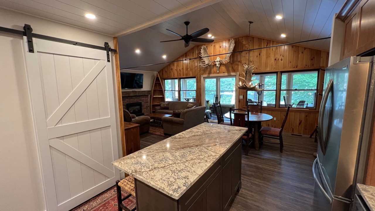 Photo of Livingroom in Lake Luzerne-Hadley