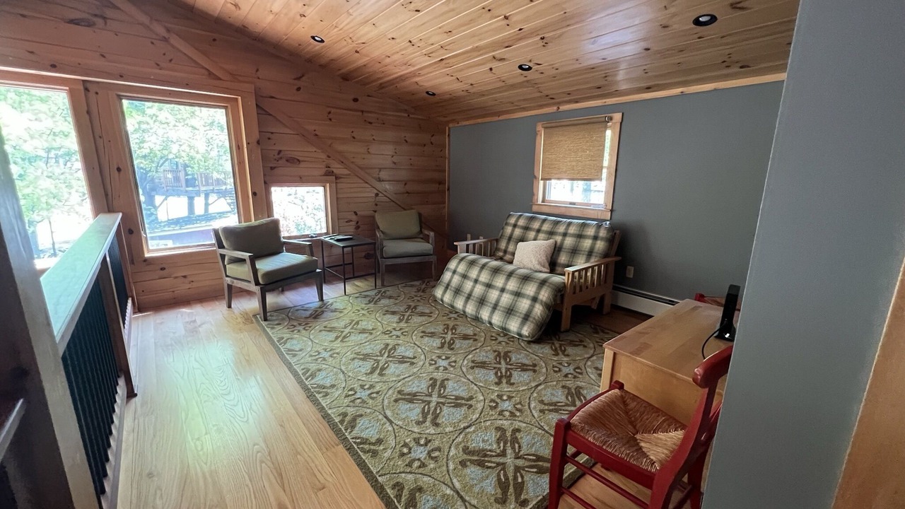 Photo of Livingroom in Lincoln