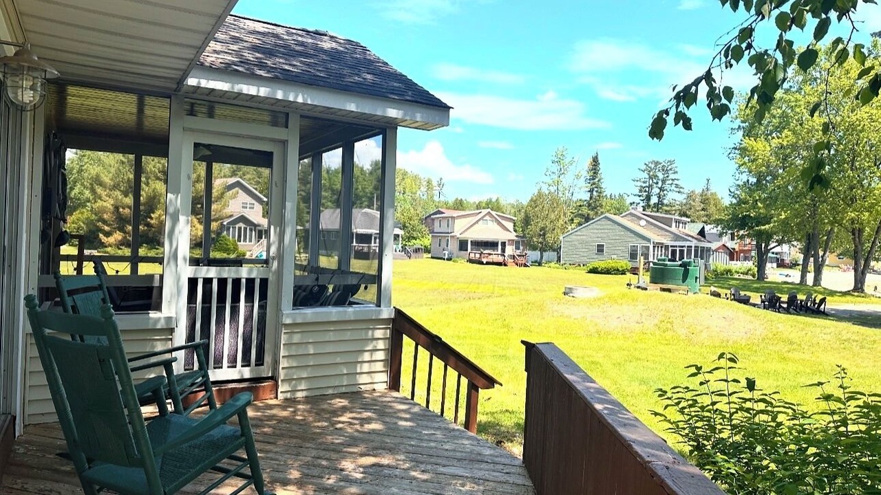 Photo of Patio Balcony in Schroon Lake