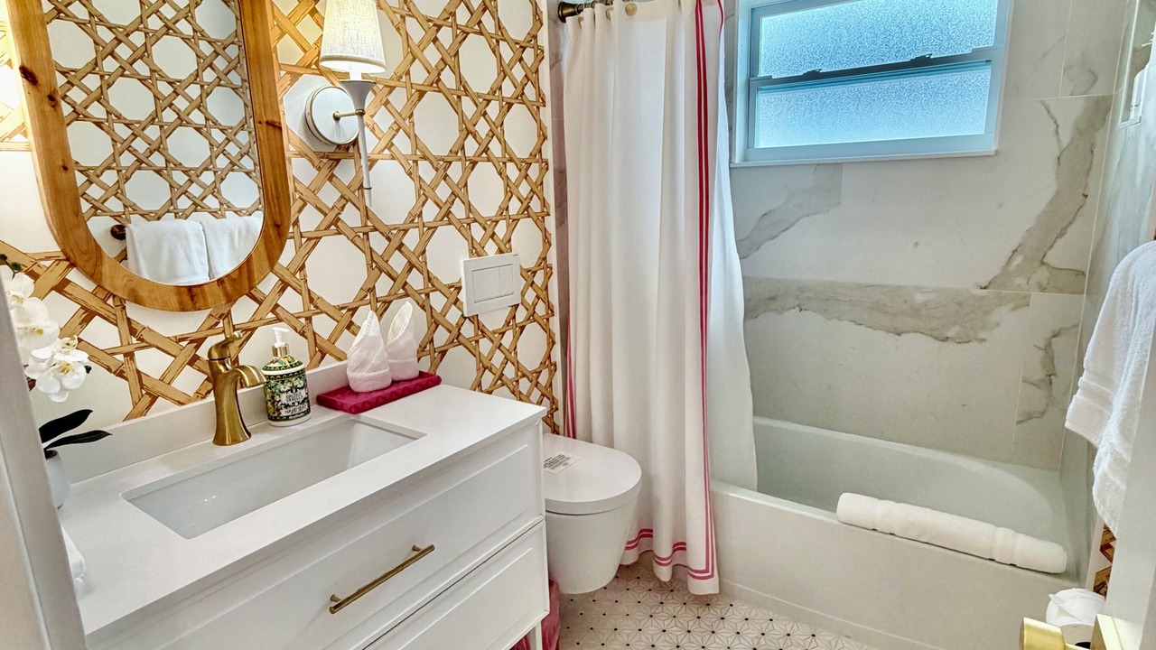 Photo of Bathroom in Parker Ridge