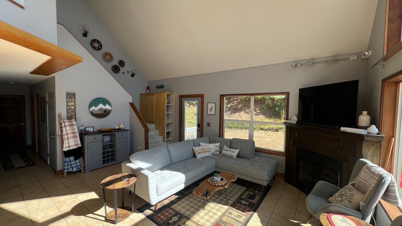 Photo of Livingroom in Angel Fire