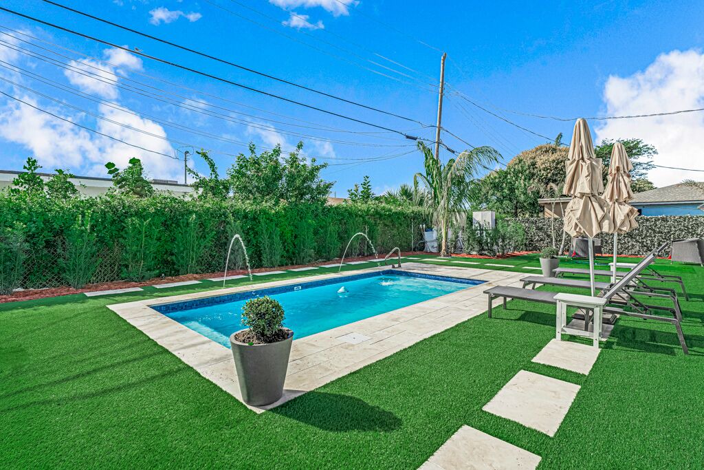 Photo of Outdoor in West Palm Beach
