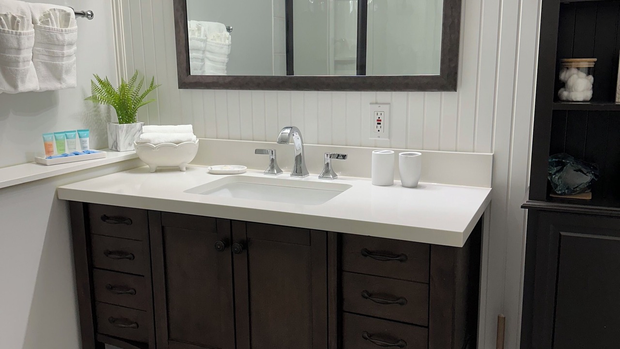 Photo of Bathroom in Okanagan-Similkameen
