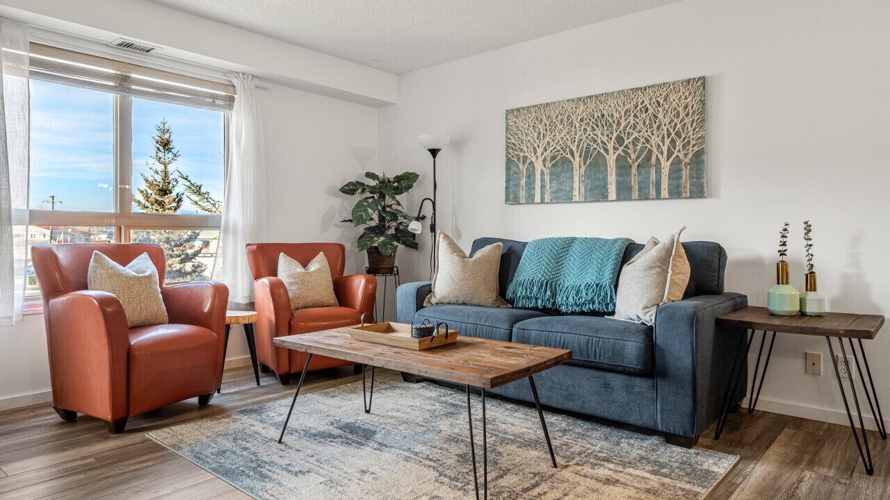 Photo of Livingroom in East Kootenay