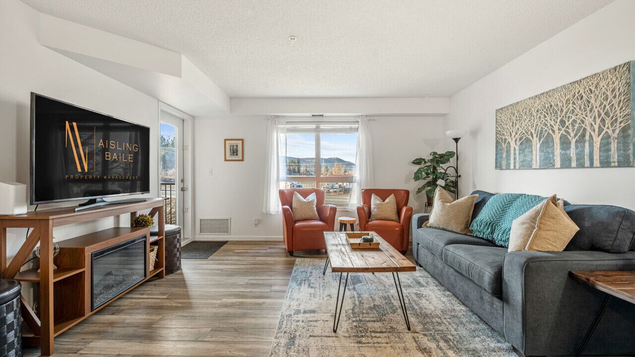 Photo of Livingroom in East Kootenay