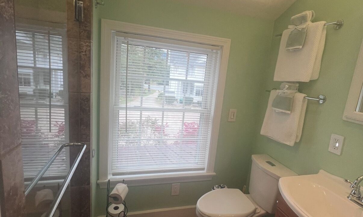 Photo of Bathroom in Intervale