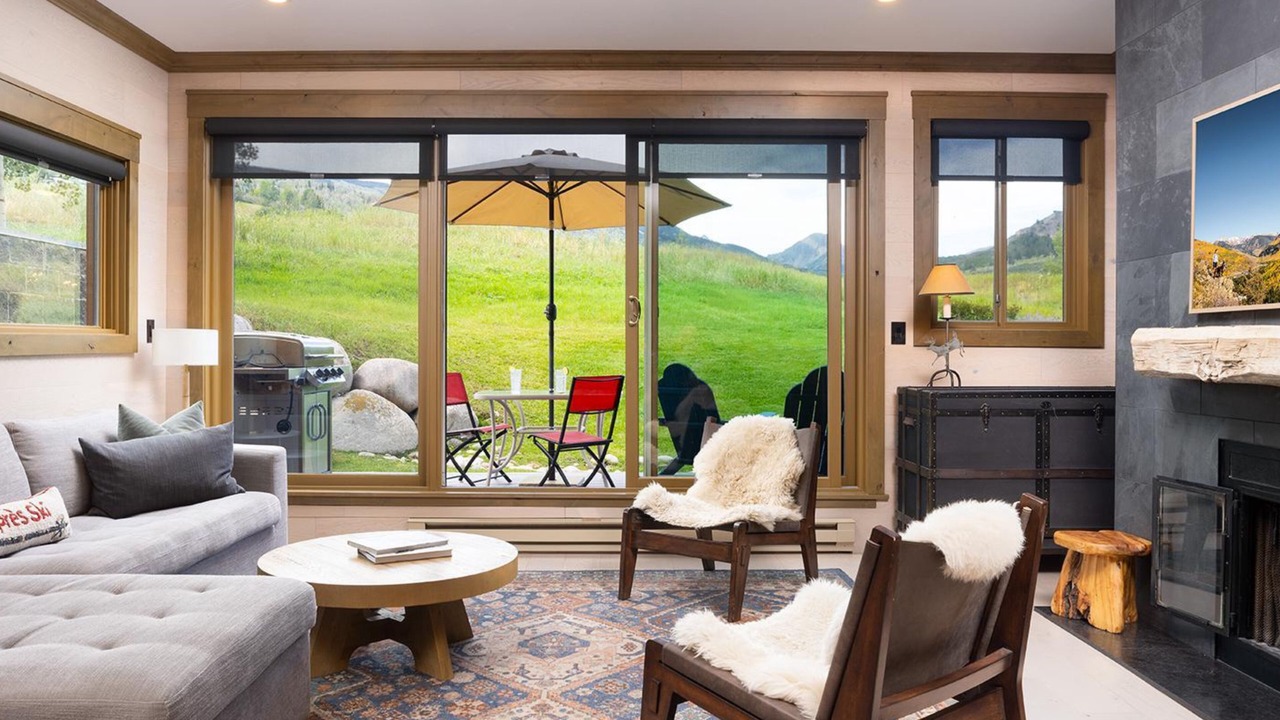 Photo of Livingroom in Snowmass Village