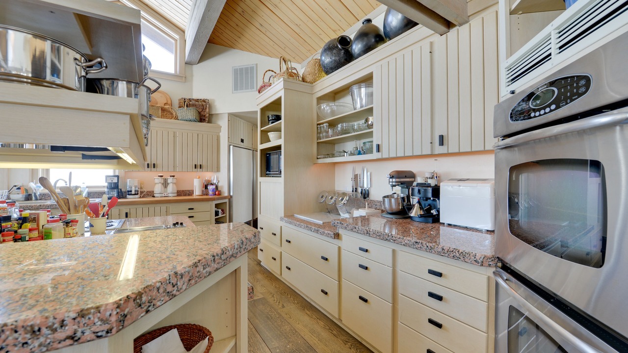 Photo of Kitchen in Cora