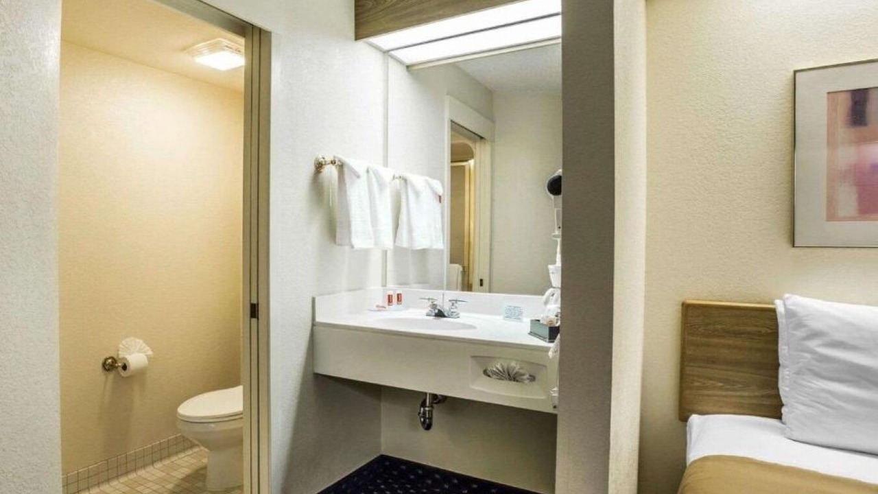 Photo of Bathroom in Gateway