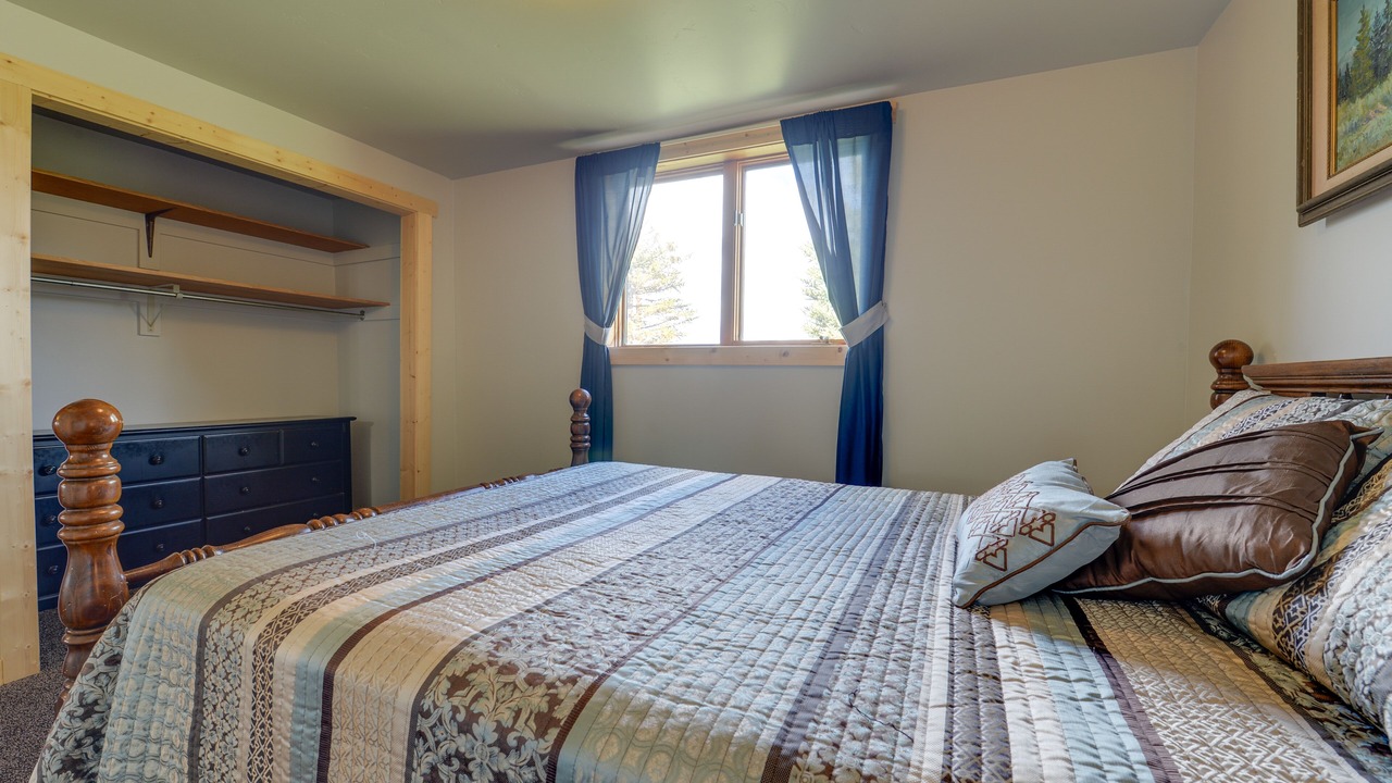 Photo of Bedroom in Daniel
