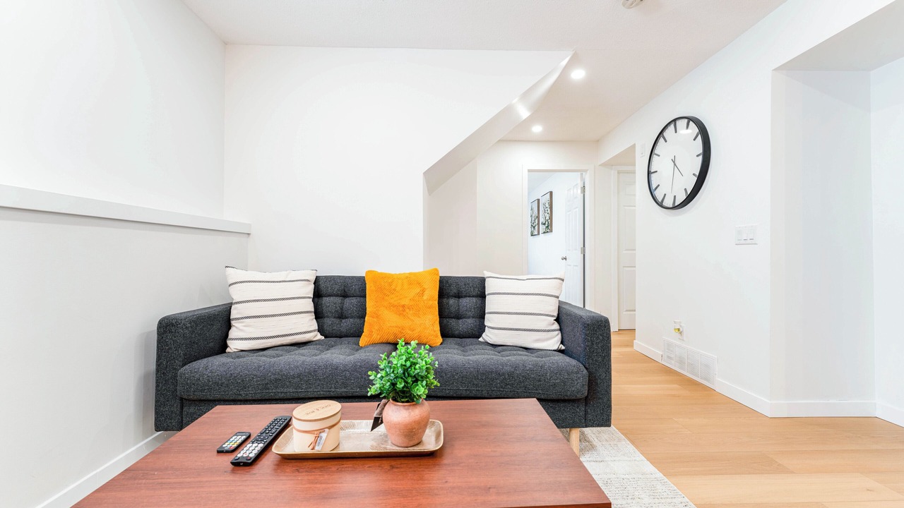 Photo of Livingroom in Southeast Calgary
