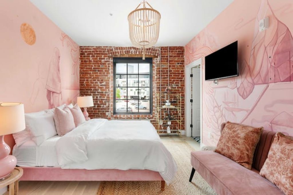 Photo of Bedroom in Civic Center
