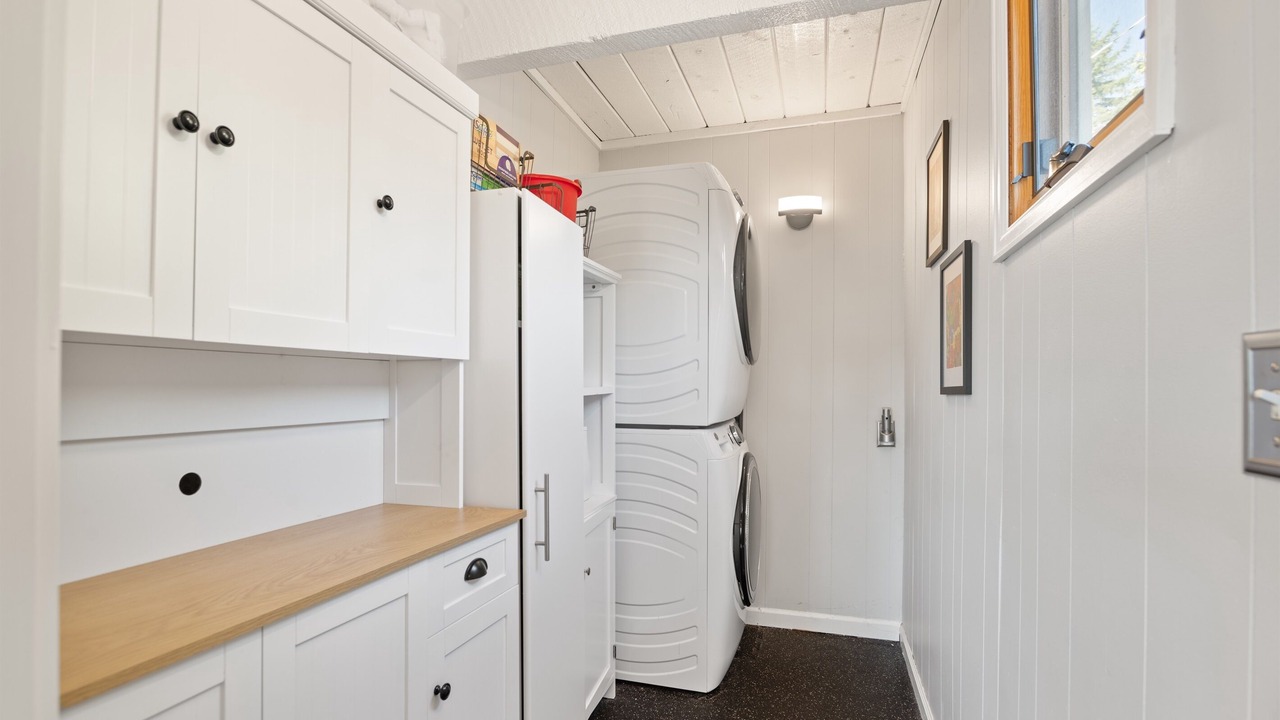 Photo of Bedroom in Basalt