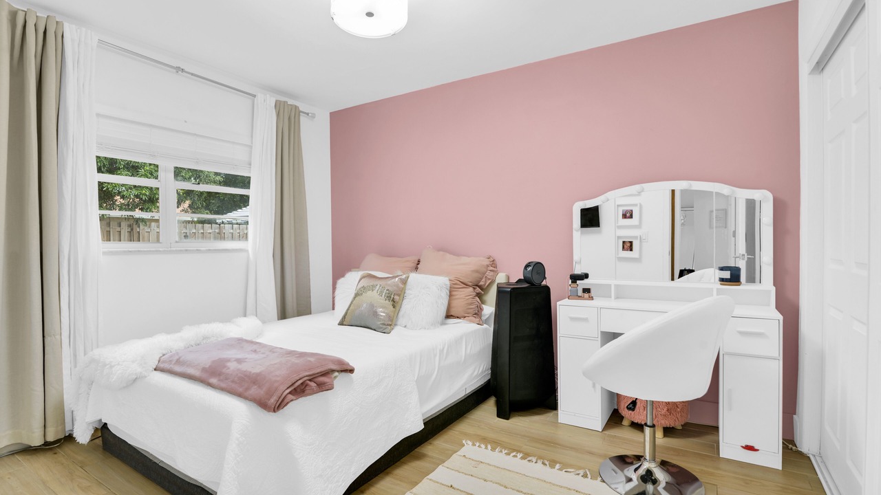 Photo of Bedroom in Tropic Palms