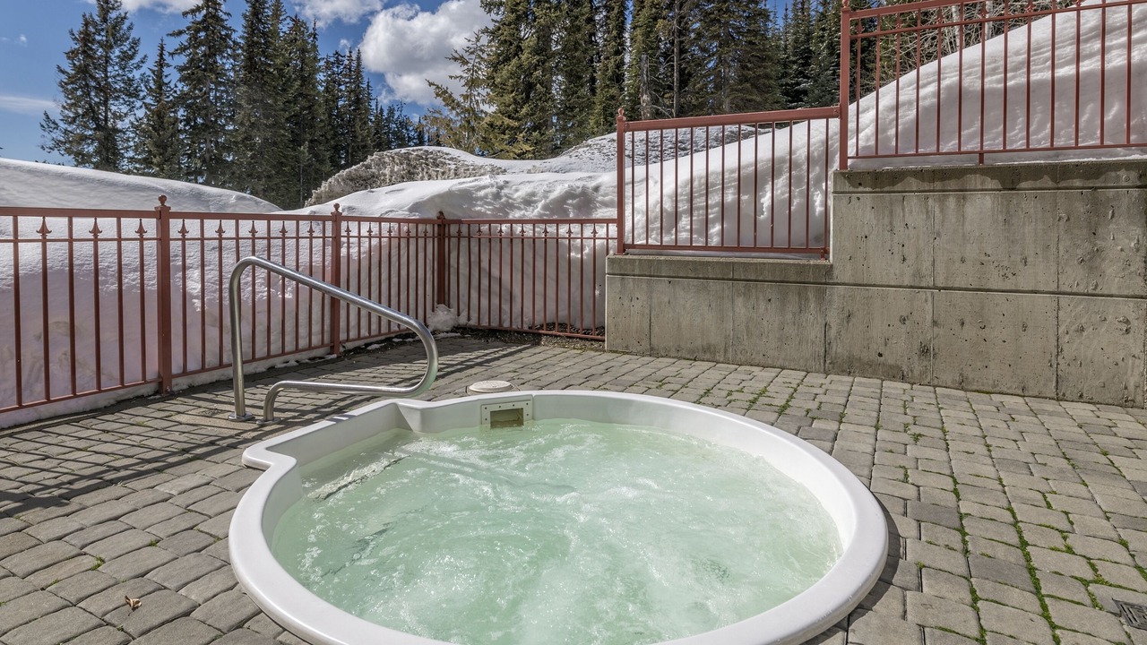 Photo of Outdoor in Silver Star Mountain
