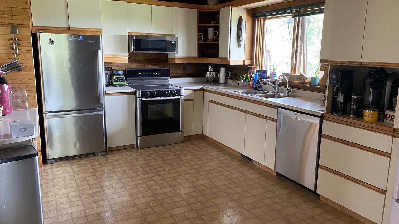 Photo of Kitchen in Nipawin