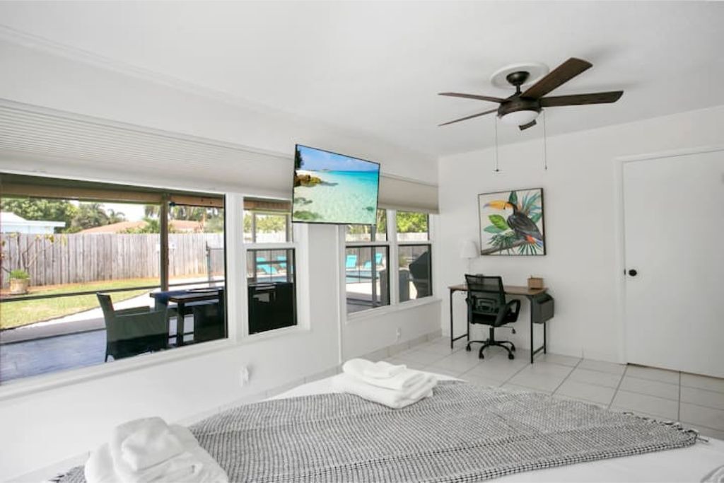 Photo of Bedroom in Lake Clarke Shores