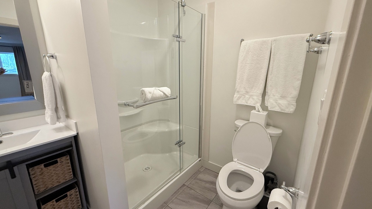 Photo of Bathroom in Okanagan-Similkameen