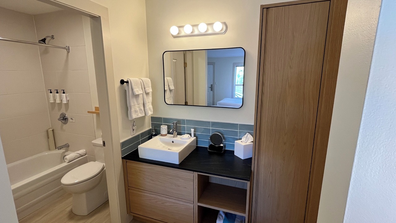 Photo of Bathroom in Okanagan-Similkameen