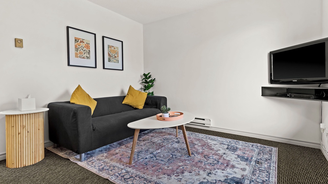 Photo of Livingroom in Okanagan-Similkameen