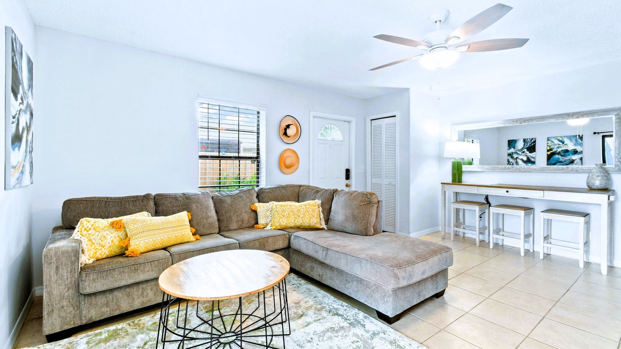 Photo of Livingroom in BallenIsles