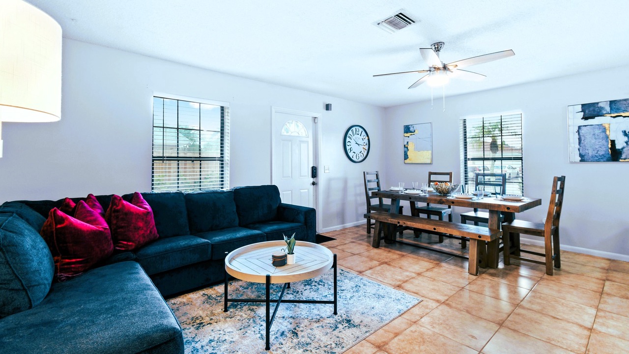 Photo of Livingroom in BallenIsles
