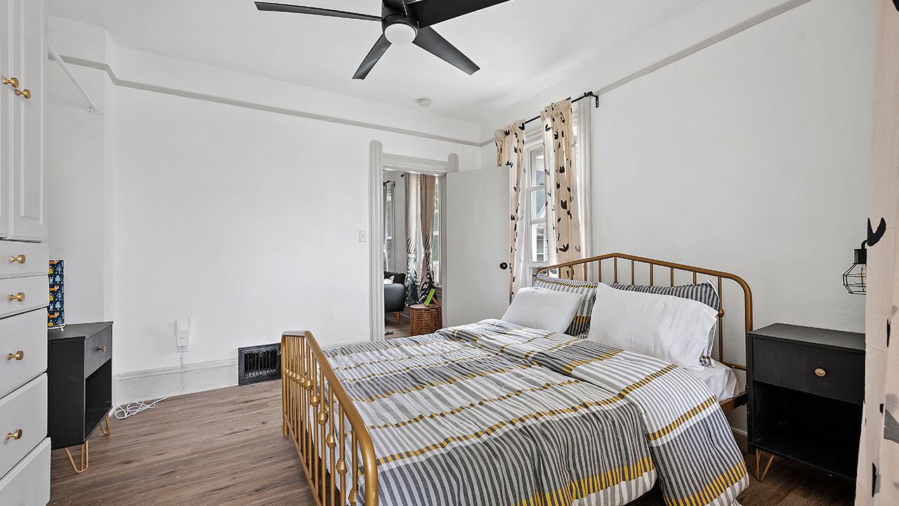Photo of Bedroom in Little Italy