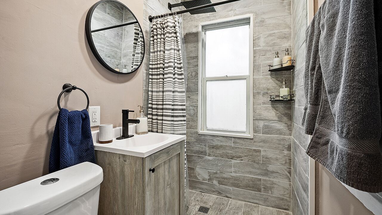 Photo of Bathroom in Little Italy