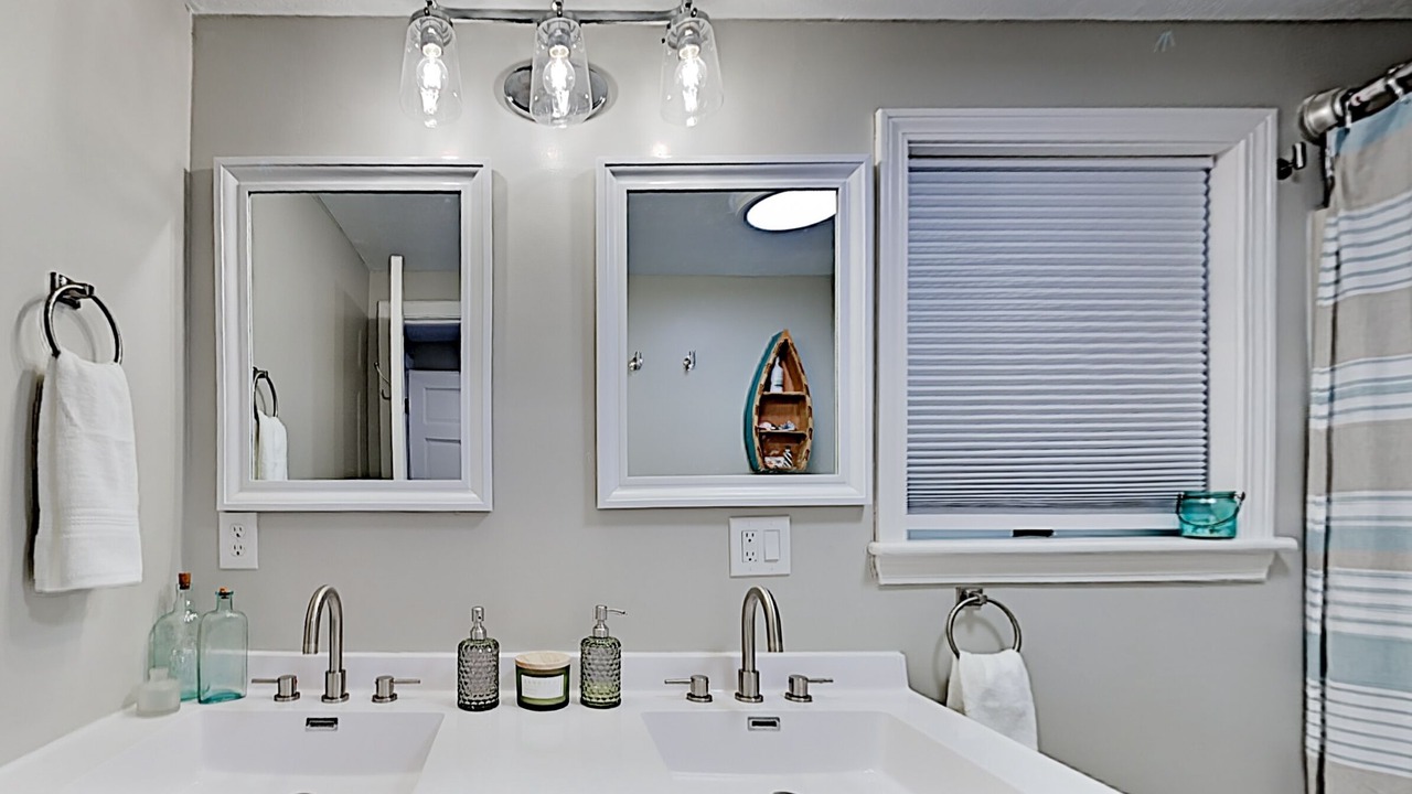 Photo of Bathroom in Kennebunkport