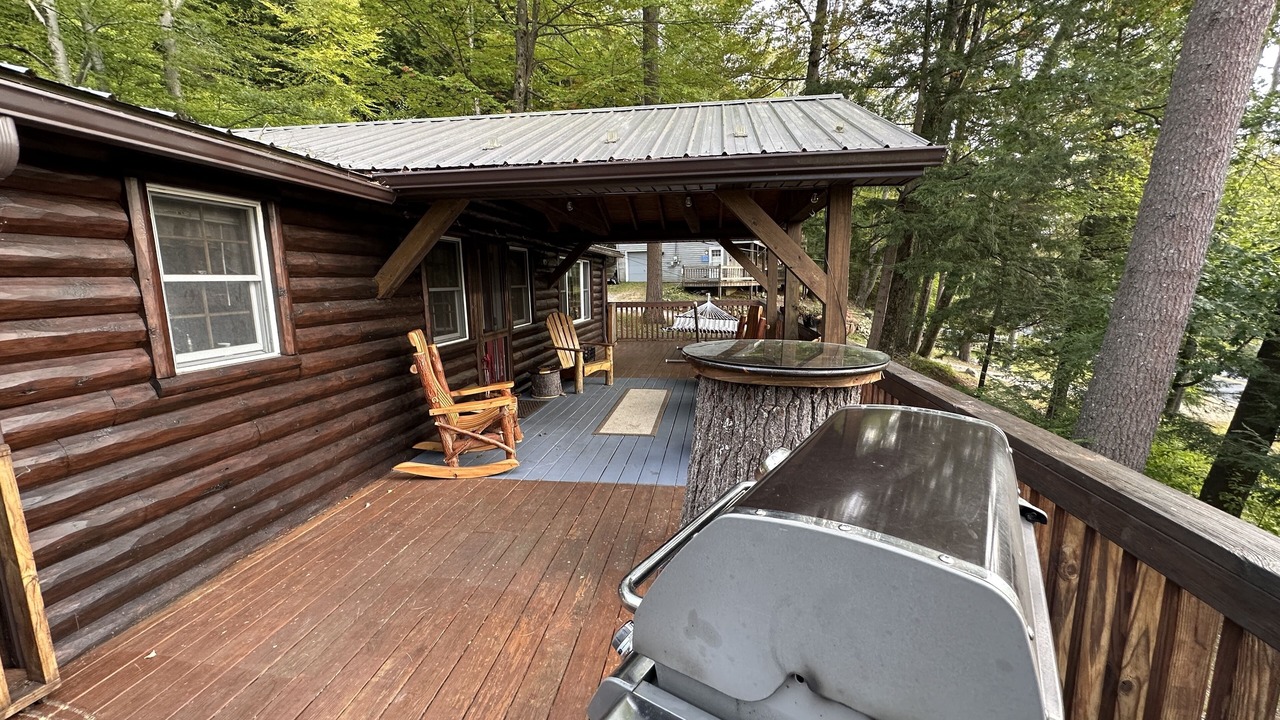 Photo of Patio Balcony in Lake Luzerne-Hadley