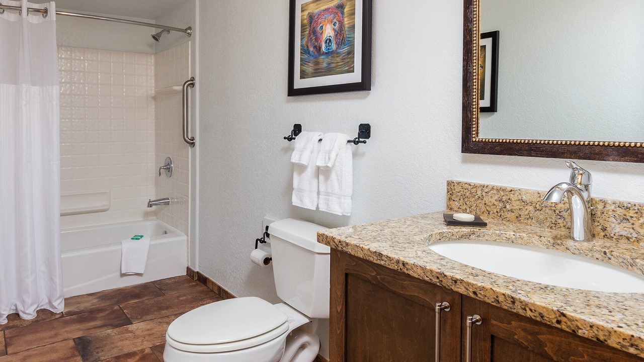 Photo of Bathroom in Red River